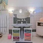 La Maison B - L'auberge Autonome Au Charme Vintage *