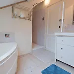 La Maison B - L'auberge Autonome Au Charme Vintage *