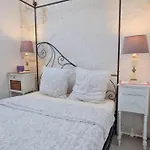 La Maison B - L'auberge Autonome Au Charme Vintage *