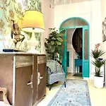 ベッド・アンド・ブレックファスト La Maison B - L'auberge Autonome Au Charme Vintage