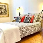 ベッド・アンド・ブレックファスト La Maison B - L'auberge Autonome Au Charme Vintage ベルジュラック