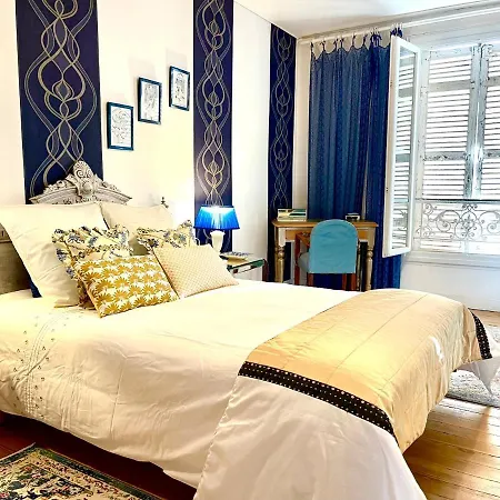 La Maison B - L'auberge Autonome Au Charme Vintage Bed & Breakfast