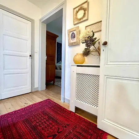 La Maison B - L'auberge Autonome Au Charme Vintage Bed & Breakfast