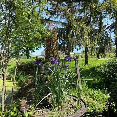 La Maison B - L'auberge Autonome Au Charme Vintage Bed & Breakfast