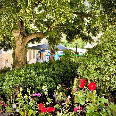 La Maison B - L'auberge Autonome Au Charme Vintage Bed & Breakfast