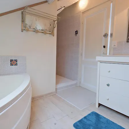 La Maison B - L'auberge Autonome Au Charme Vintage *