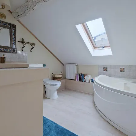 Nocleg ze śniadaniem La Maison B - L'auberge Autonome Au Charme Vintage *
