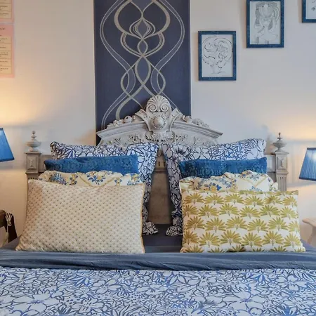 לינה וארוחת בוקר La Maison B - L'auberge Autonome Au Charme Vintage *