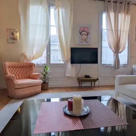 La Maison B - L'auberge Autonome Au Charme Vintage *