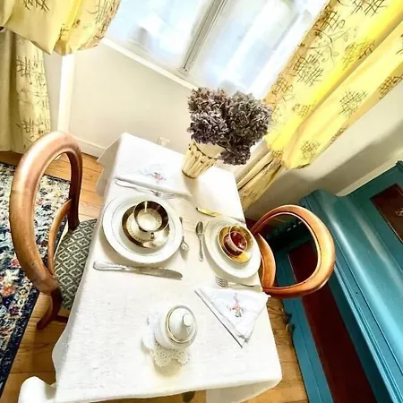 La Maison B - L'auberge Autonome Au Charme Vintage Bed & Breakfast Bergerac